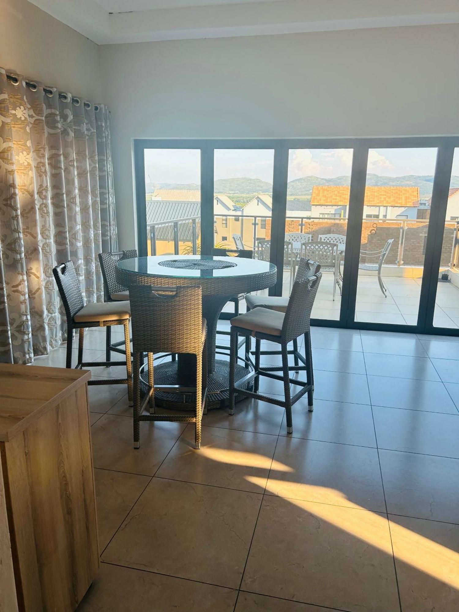 Bluewave Lifestyle Villa Хартбееспоорт Екстериор снимка