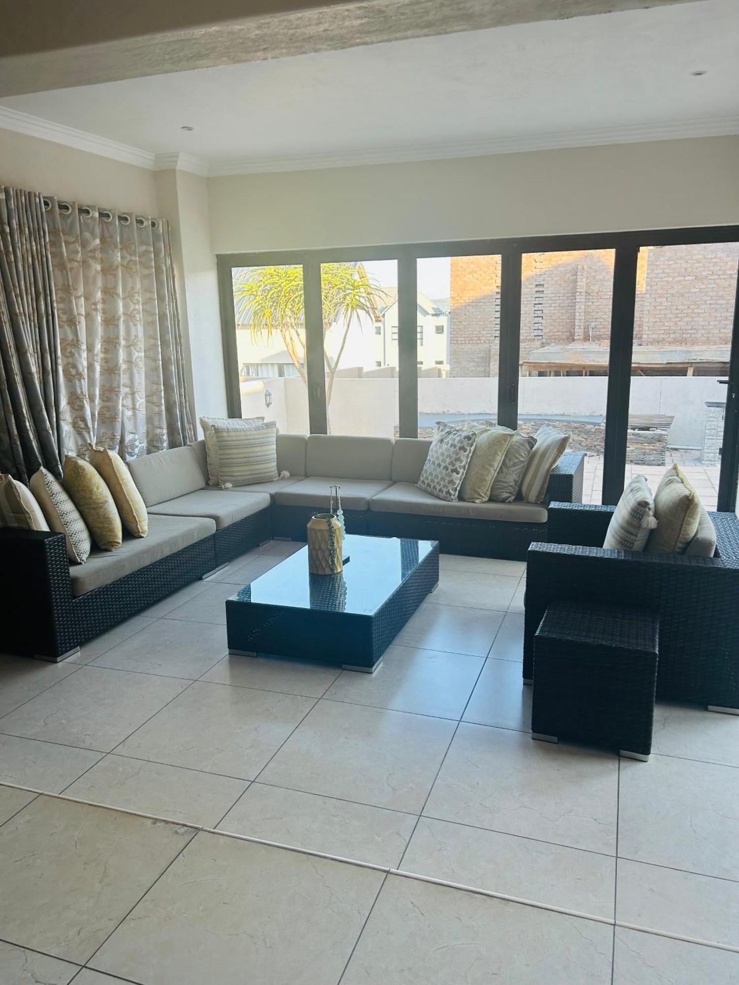 Bluewave Lifestyle Villa Хартбееспоорт Екстериор снимка